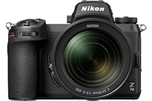 Nikon Z 7II + Objectif Z 24-70 f/4, Appareil Photo Numérique Hybride Plein Format (45,7 MP, 4K/60p, rafale 10 i/s, stabilisation sur capteur 5 axes, double slots SD & XQD ou CFexpress)
