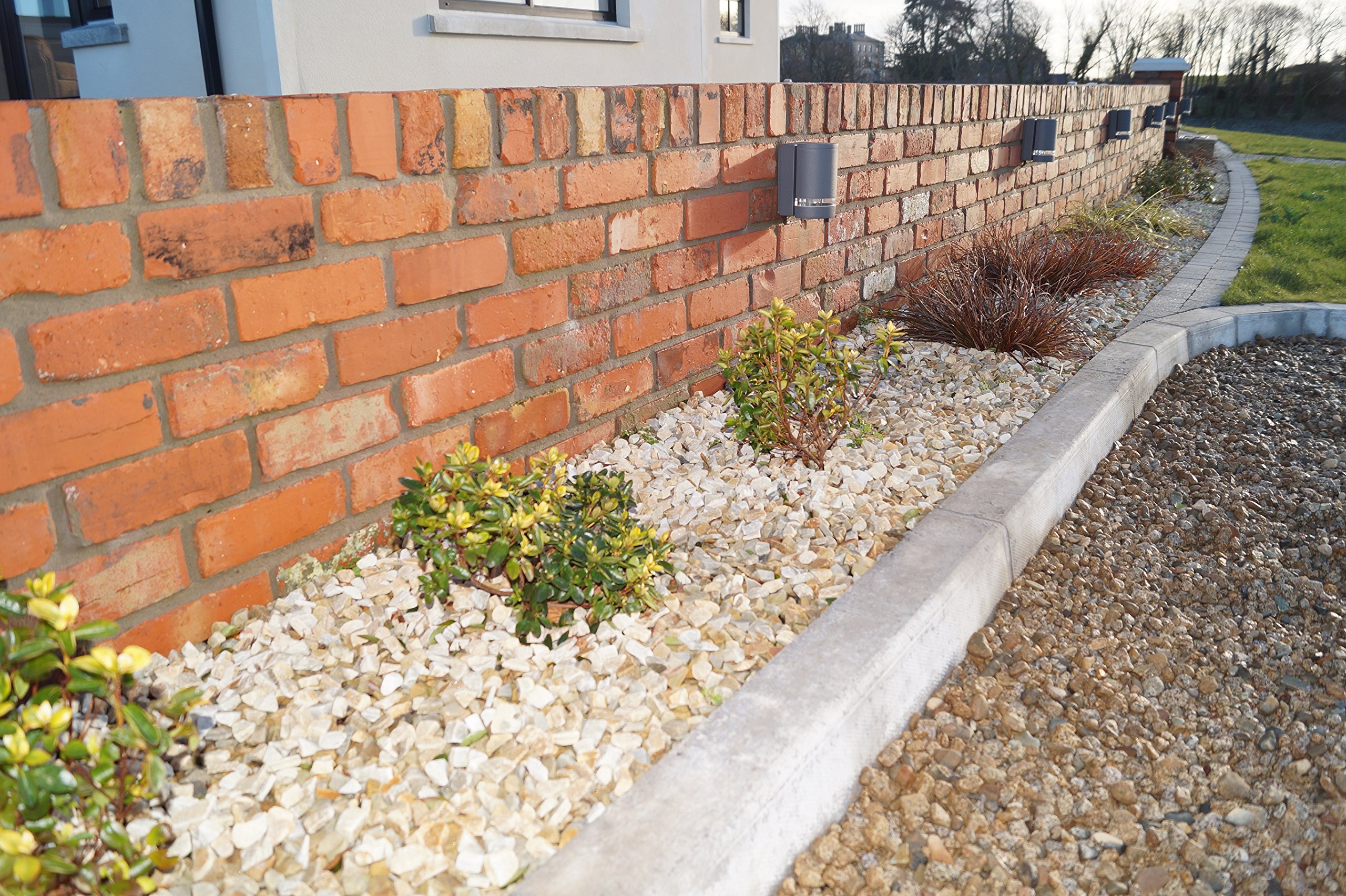 RockinNature Donegal Gold 20kg decorative garden stone