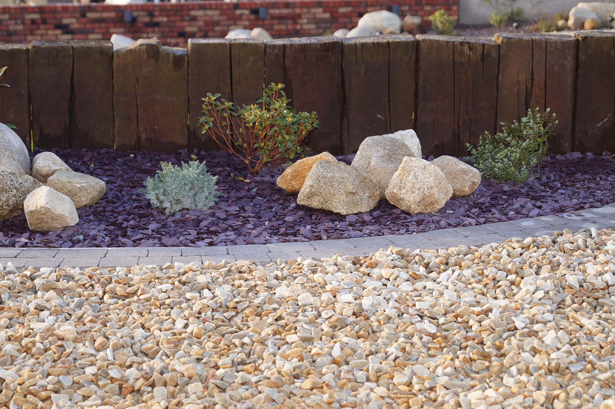 RockinNature Donegal Gold 20kg decorative garden stone