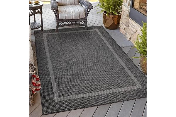 Homebyhome Utomhusmatta 160x230 cm Svart Kantdesign Flatvävd Väderbeständig Tvättbar för Vardagsrum Matsal Terrass