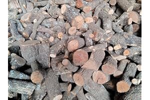 TRIMATT Leña de encina 13kg - para Barbacoa, Estufa, Chimenea, Cassette - Troncos Mezclados Grosor Medio 4-9cm y Grosor Ancho 10-25cm - Seca y Perfectamente Cortada en Troncos 30-40 cm de Largo