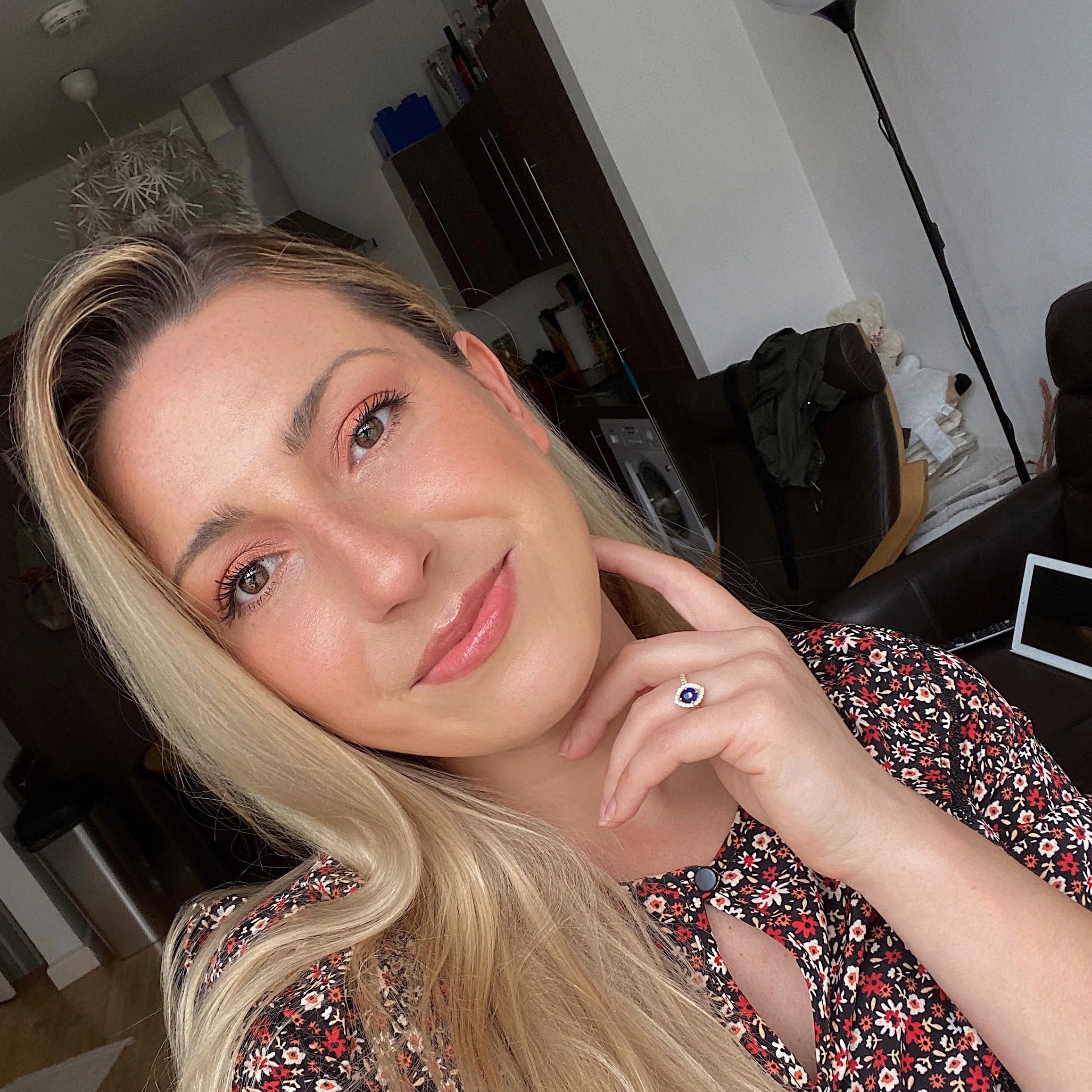 Alexandra Talmaciu's Amazon page