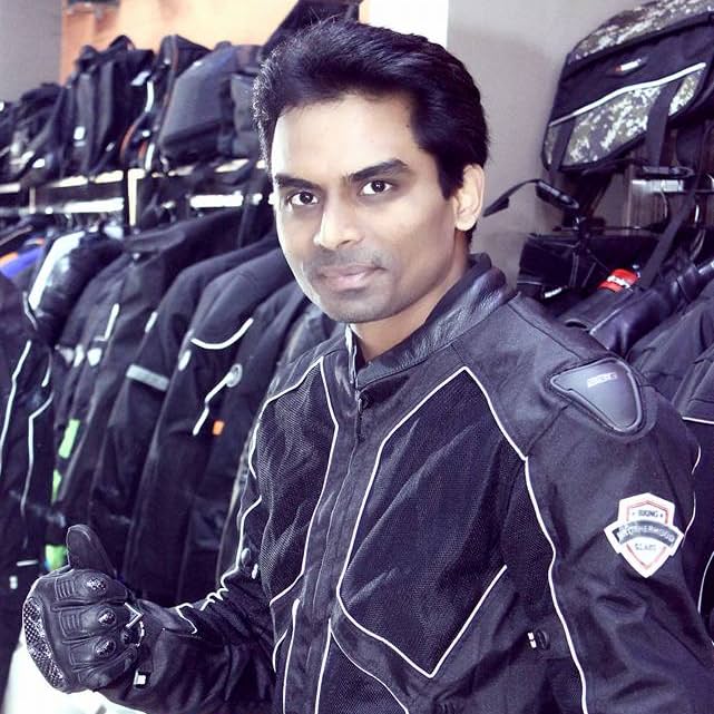 Vikas Rachamalla's Amazon Page